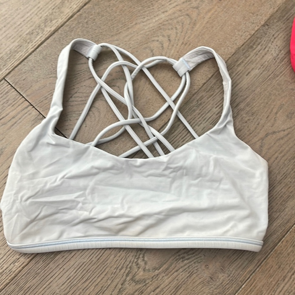 Lululemon bra